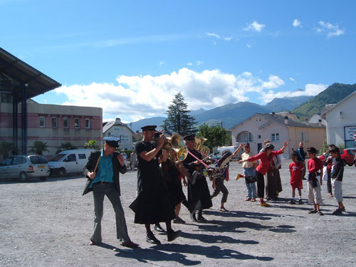 A Voix Haute Bagnères Pyrénées, Fanfare Ballet